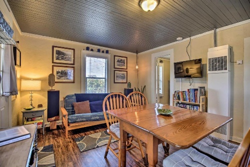 Coastal Cottage Escape - Walk to the Beach! image 21